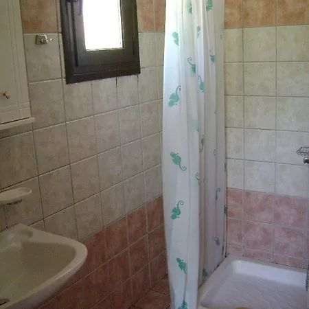 Hotel Lofos Claudiagapi Seaview Agios Stefanos Avliotes (Corfu)